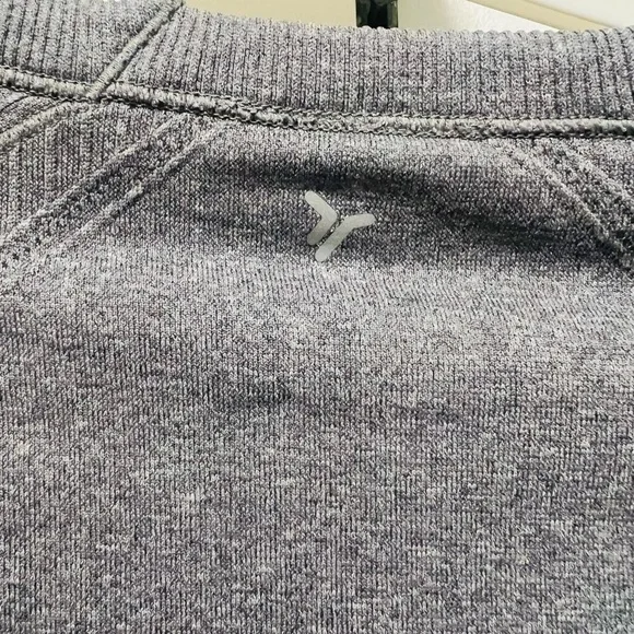 Old Navy Gray Fitted Shirt - Picture 3 of 3
